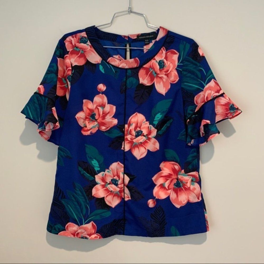 Floral Banana Republic Short Sleeve Blouse Size medium